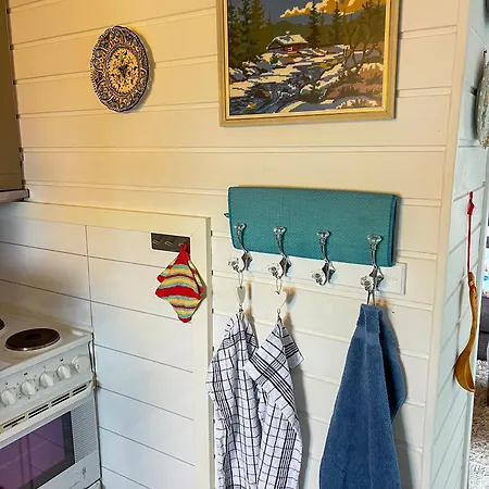 Senja - Charming Cottage By The Sea With Terrace And Fantastic View Finnsnes Exterior photo