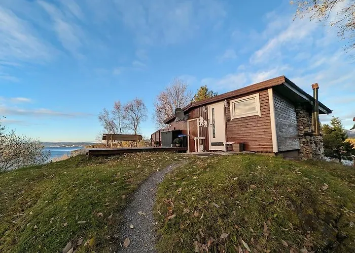 Senja - Charming Cottage By The Sea With Terrace And Fantastic View