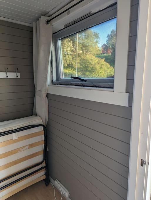 Feriehus Senja - Charming By The Sea With Terrace And Fantastic View
